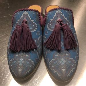 Jack Rogers Paisley Mules with leather tassels - Like New! size 9.5